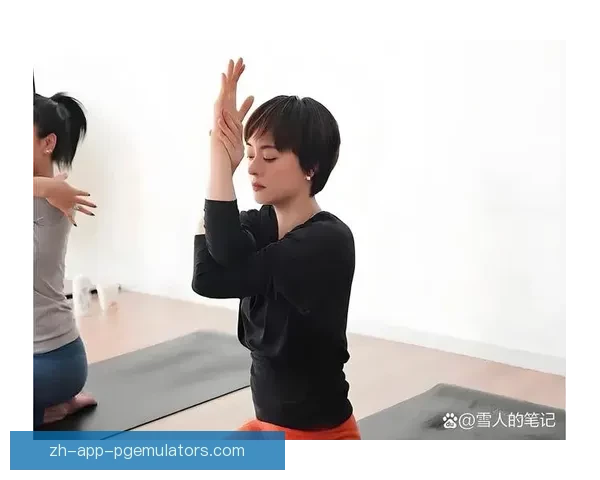 深度探讨瑜伽训练方法及其对身心健康的影响 深度探讨瑜伽训练方法及其对身心健康的影响